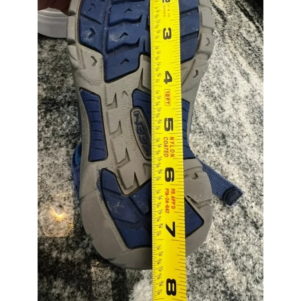 KEEN Seacamp II CNX Kids Size 10 Blue Sport Sandals Closed Toe Water Shoes